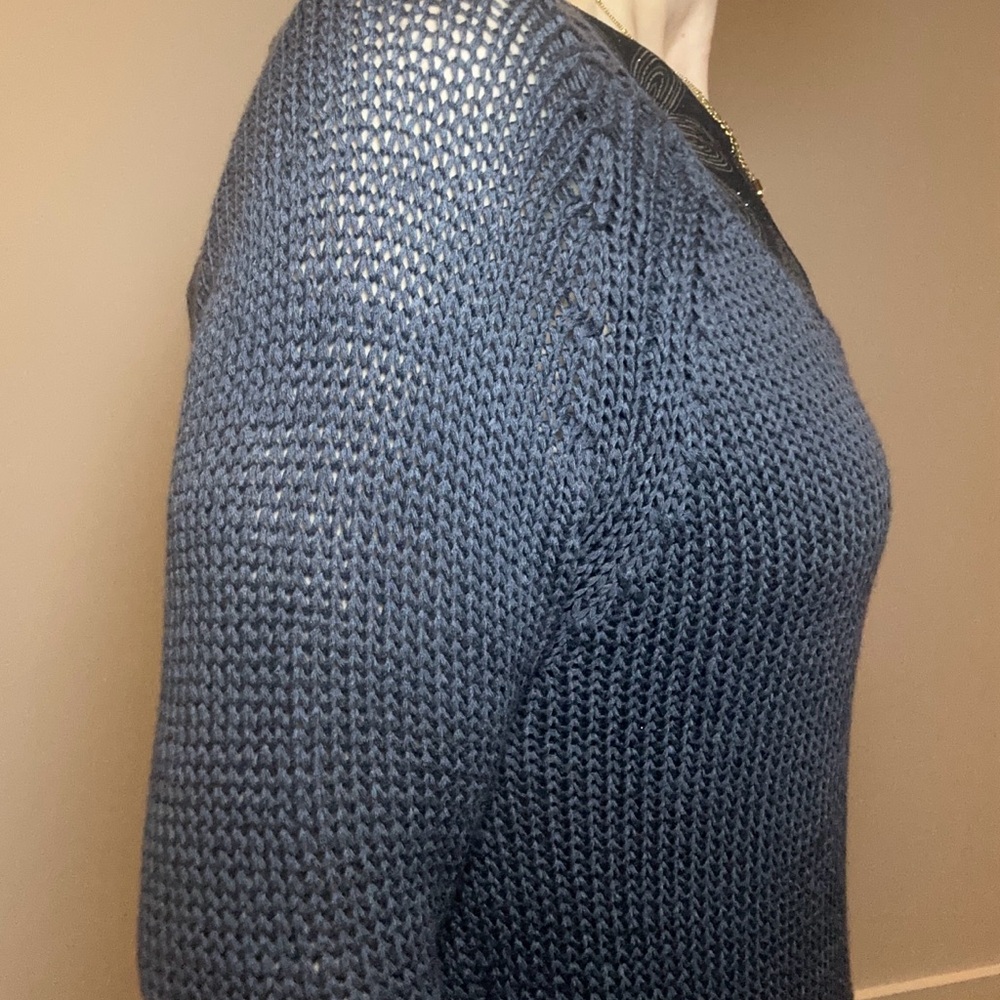 Sweater - Picture 6 of 12